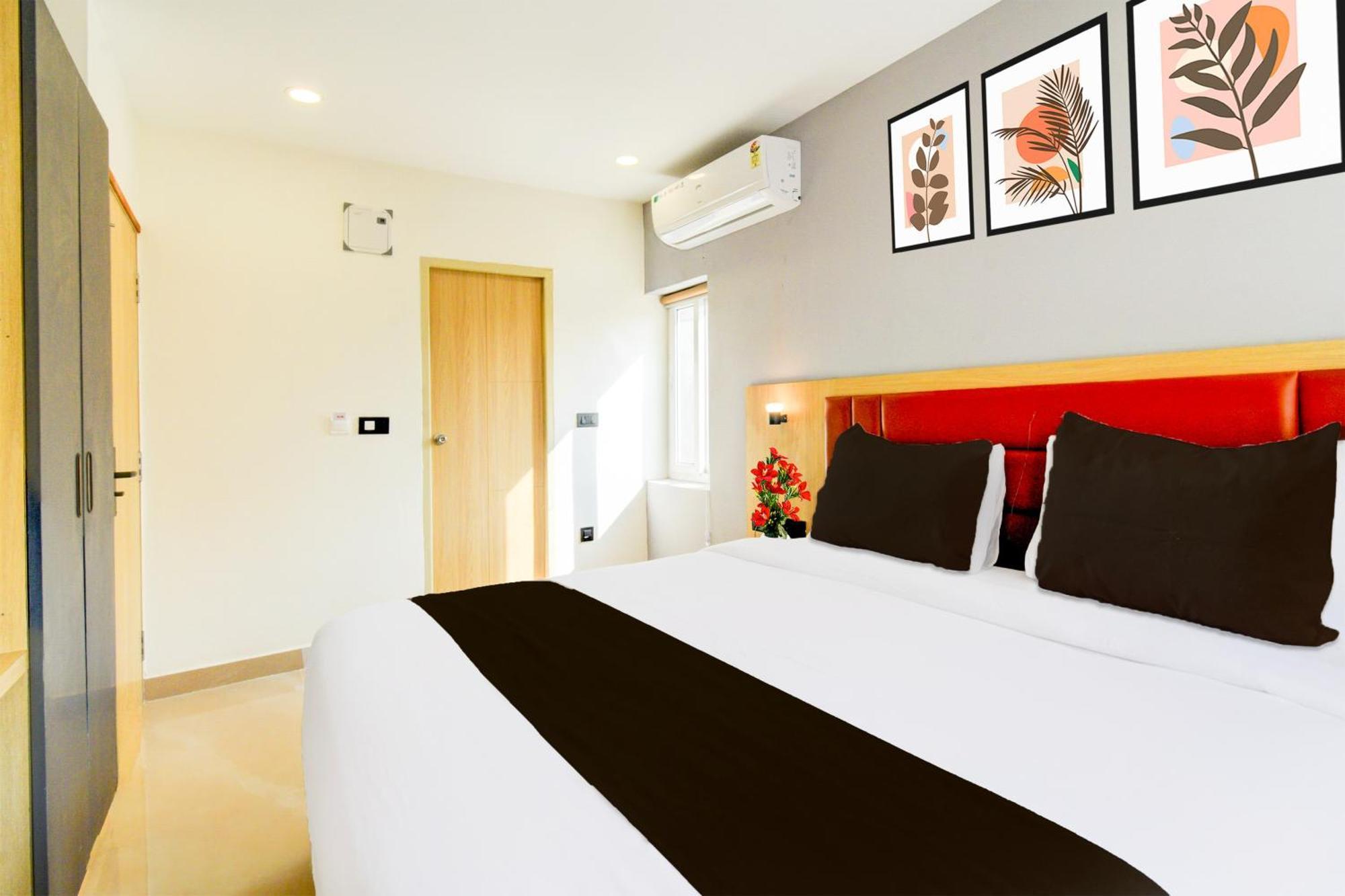 Townhouse Aarav Business Hotel Хайдарабад Экстерьер фото