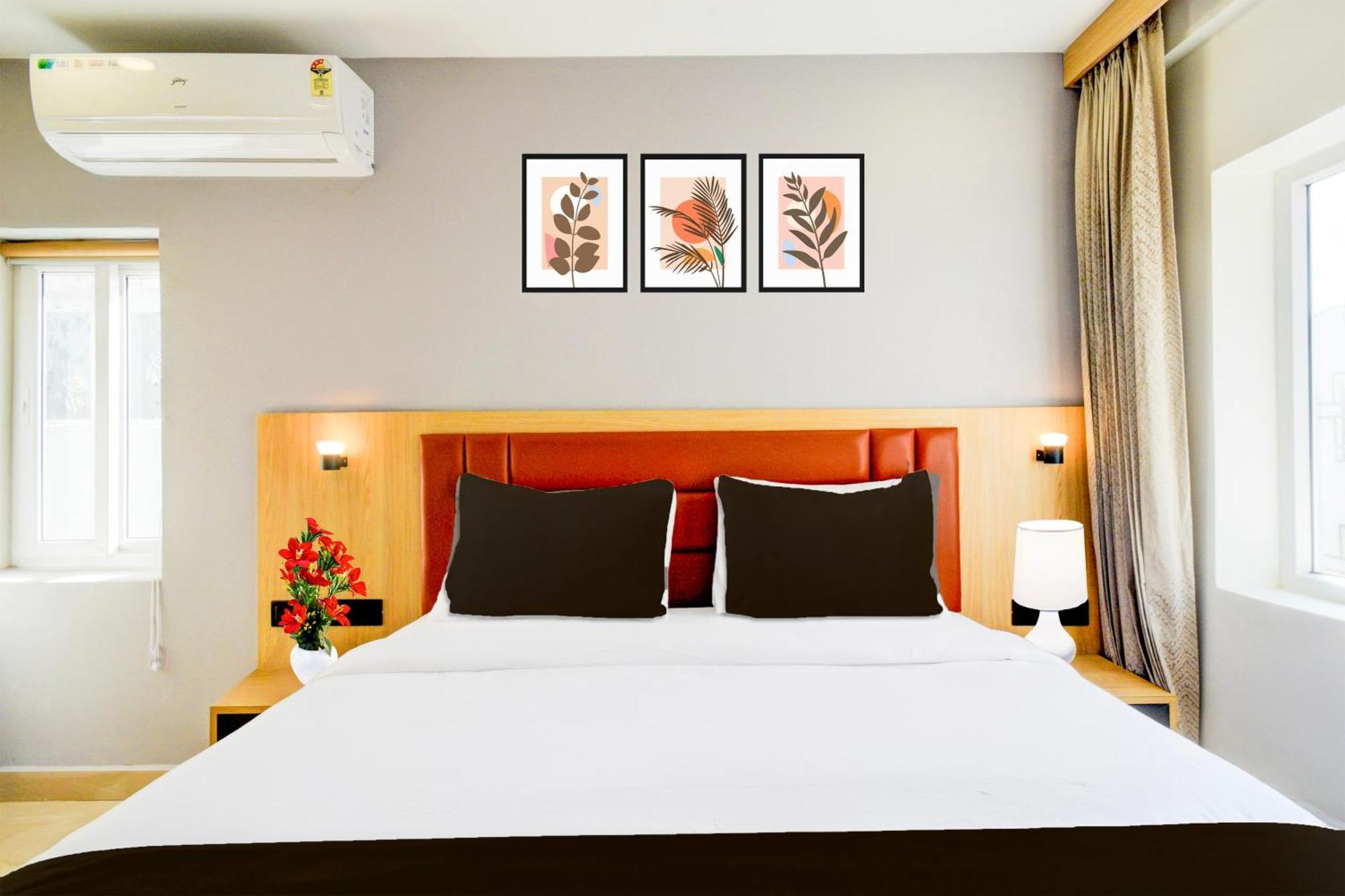Townhouse Aarav Business Hotel Хайдарабад Экстерьер фото